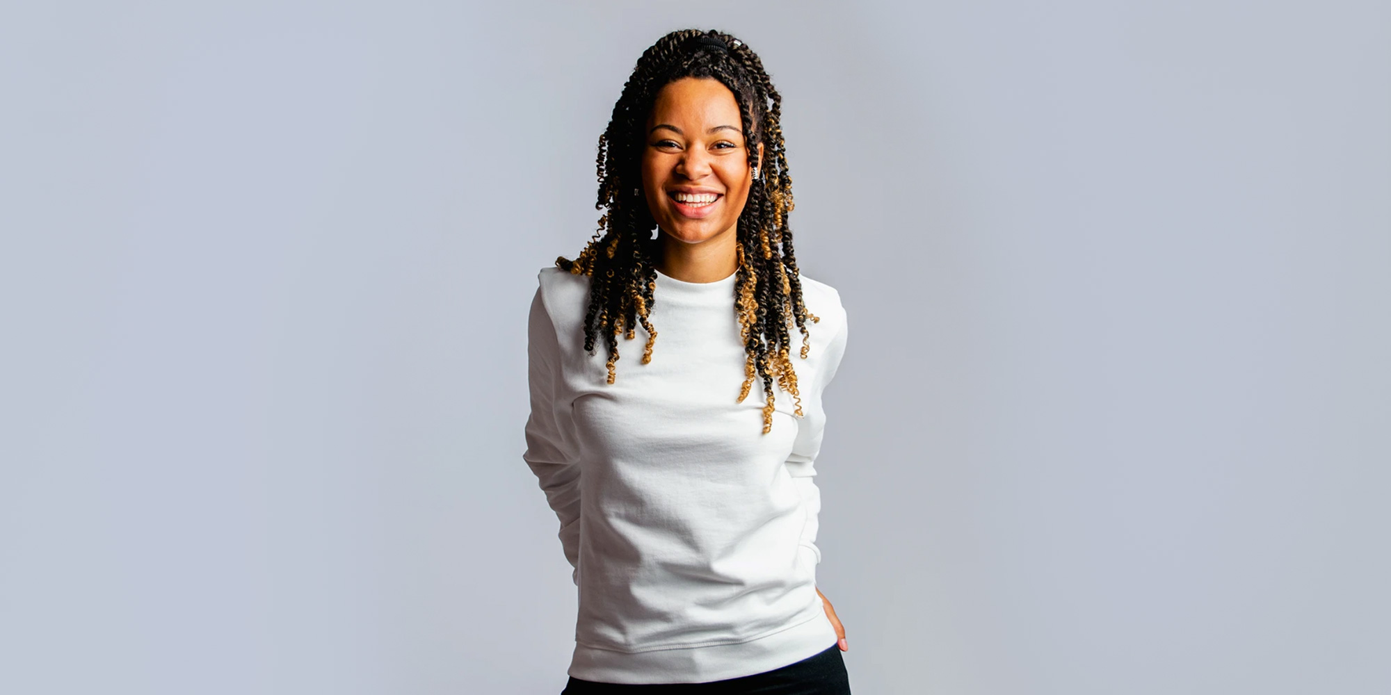 woman wearing sustainable white t-shirt by honest basics