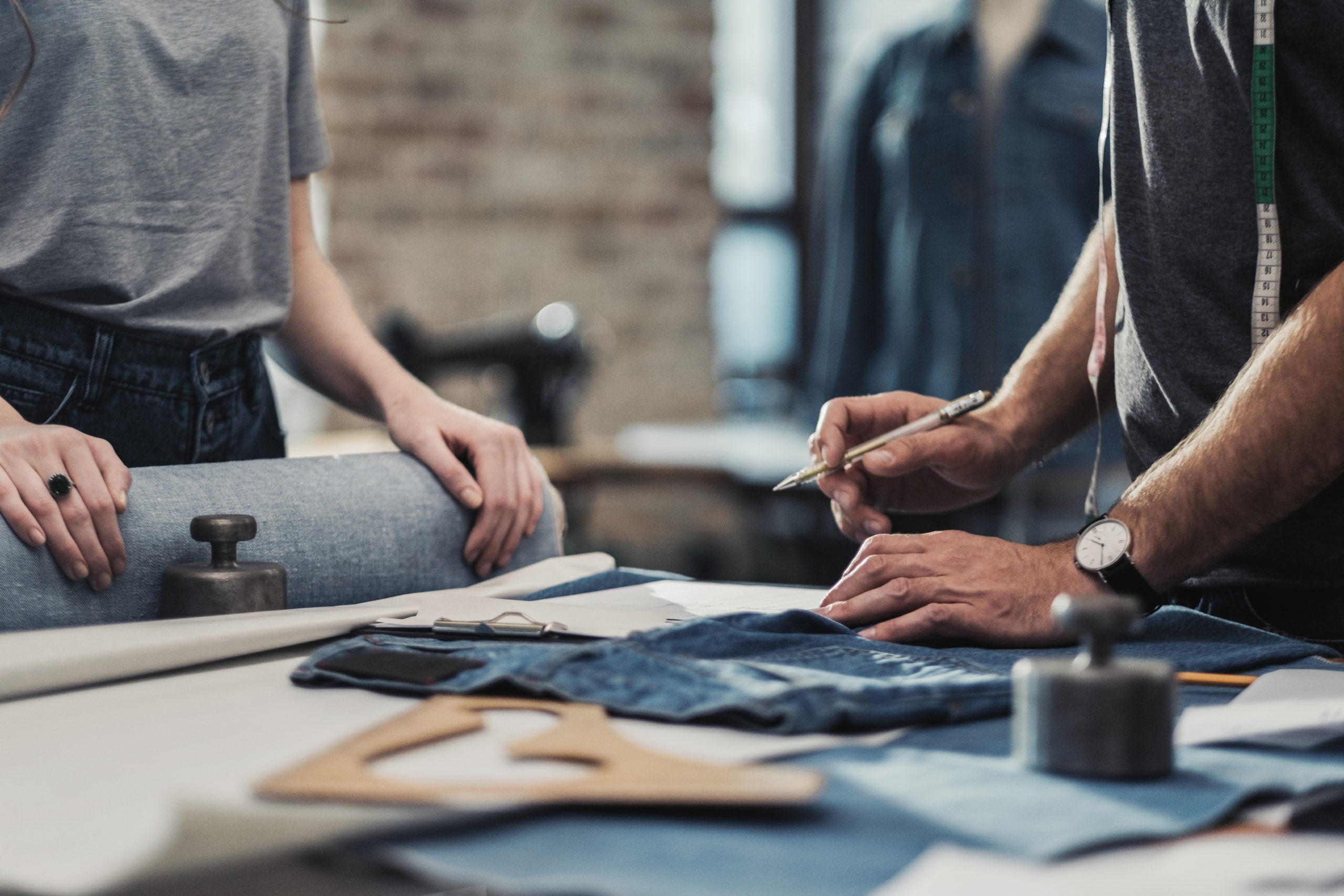 tailors making organic cotton jeans for COMOVITA