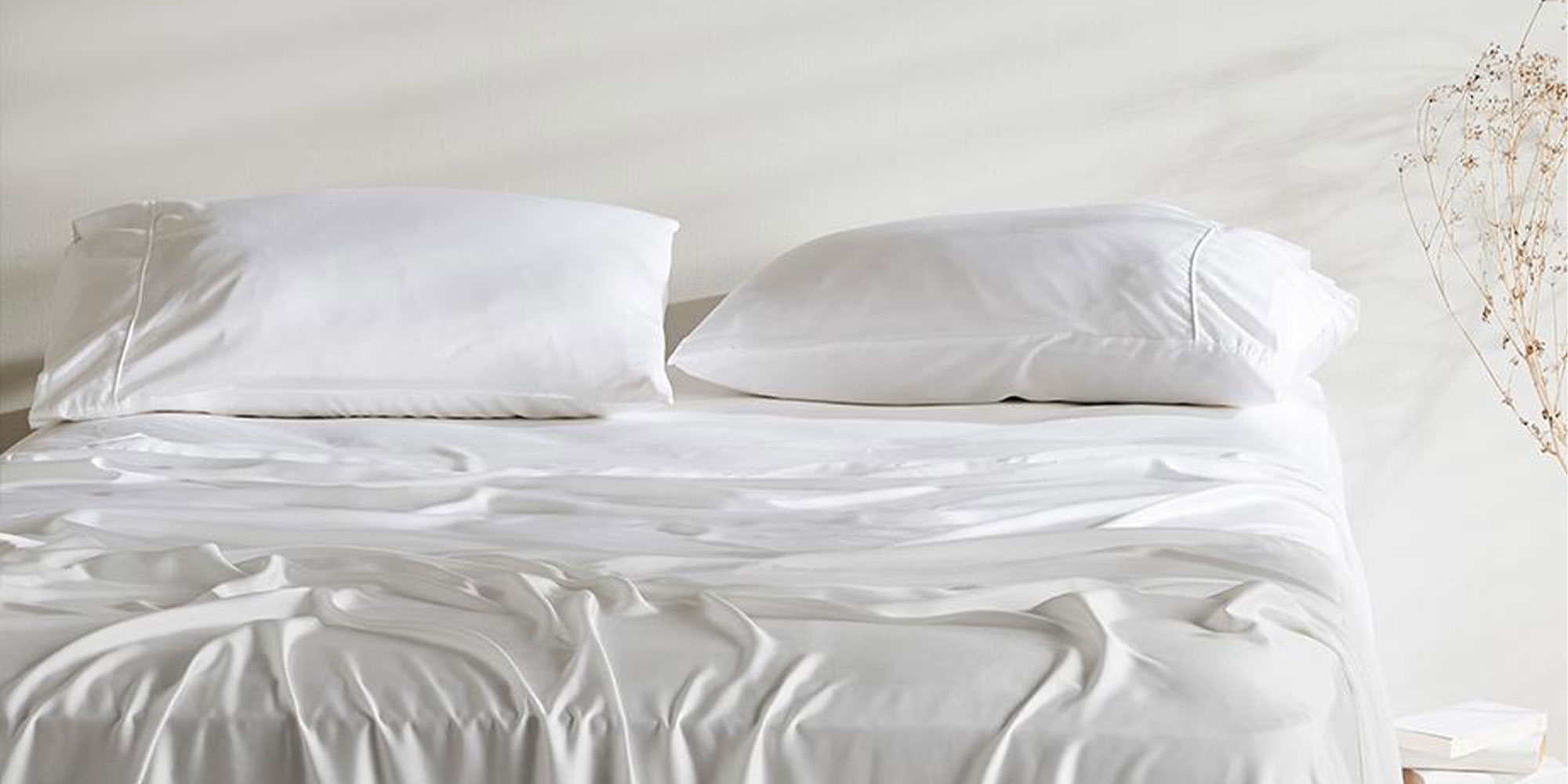 white sustainable sateen bedding by ettitude