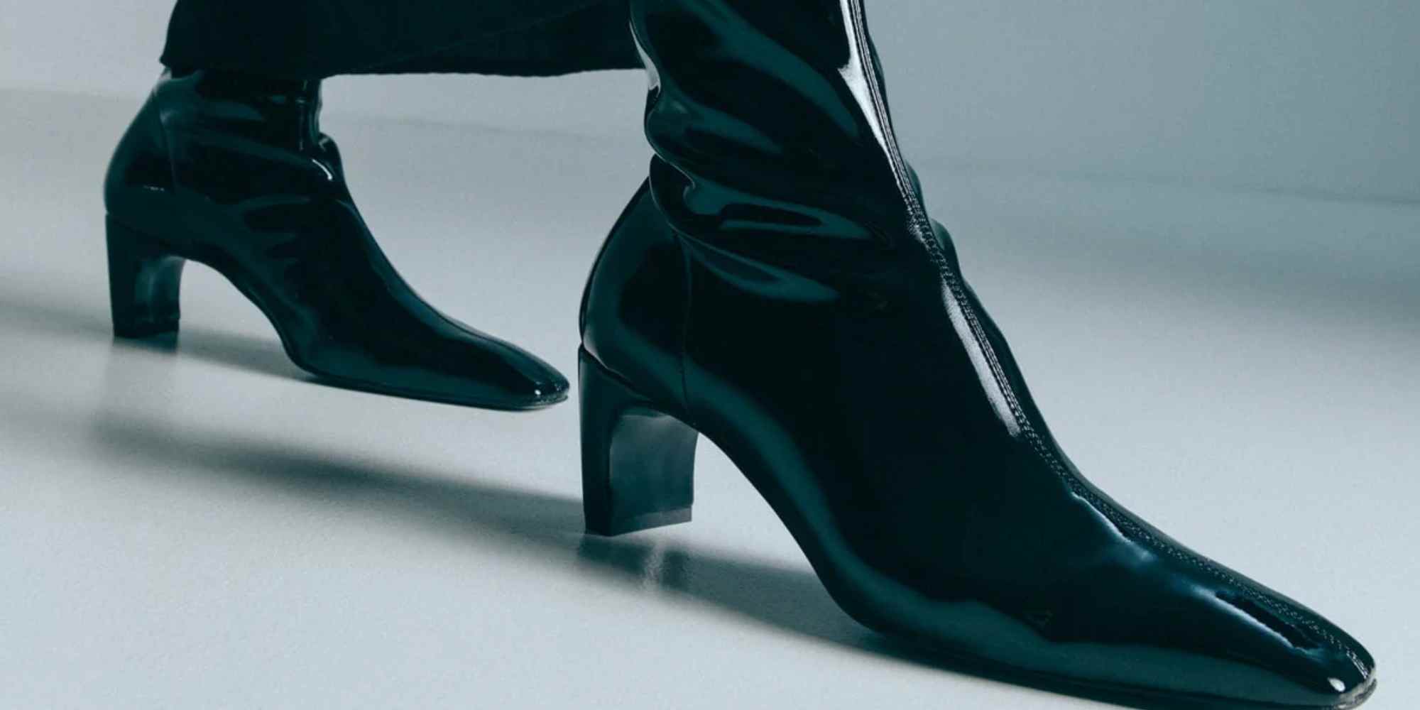 Essen patent leather boots